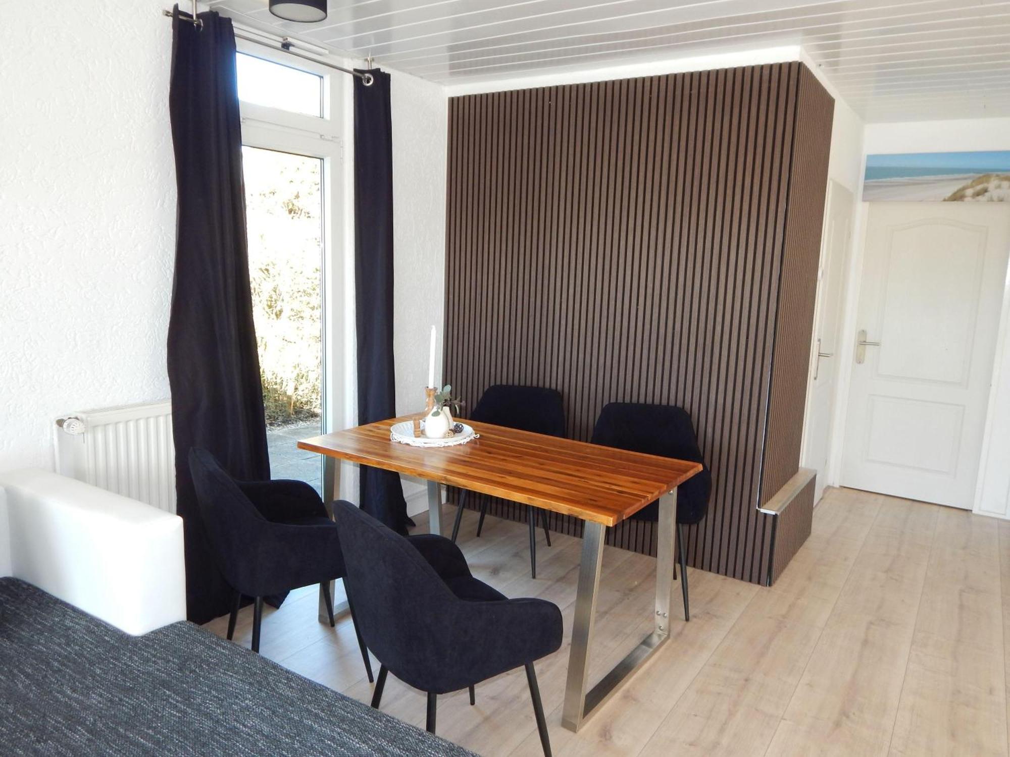 Wunderschoenes-Freistehendes-Ferienhaus-An-Der-See-Sauna-Strand-Yachthafen-Wlan Брёйниссе Экстерьер фото